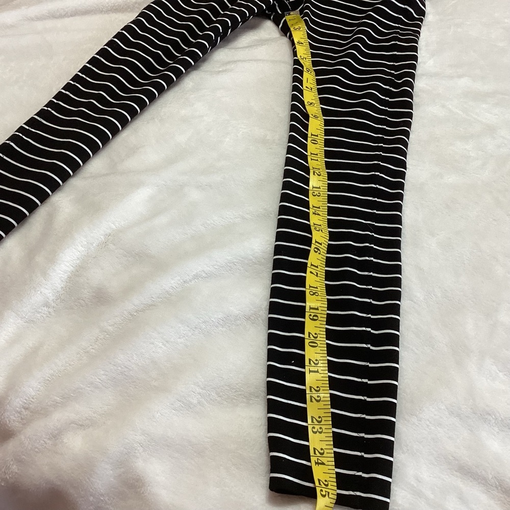 Athleta Black and White Striped Leggings XS Nylon/Spandex - Picture 7 of 9